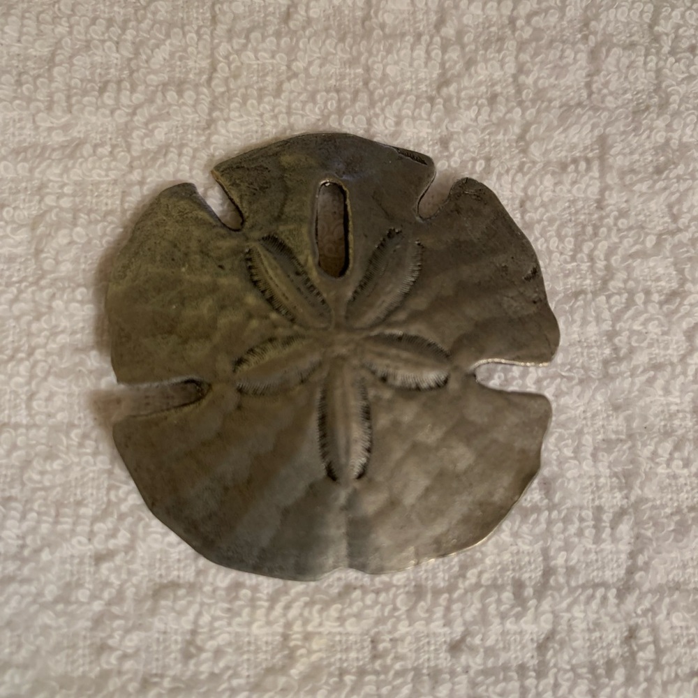Vintage Metzke Pewter Sand Dollar Brooch Excellent Condition